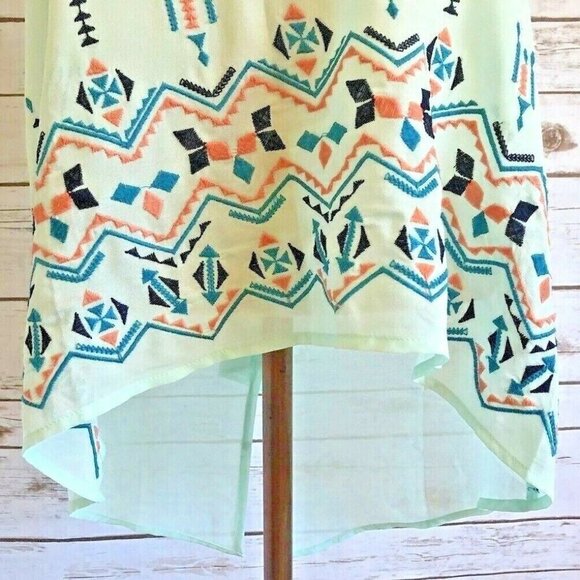 MINE Women Sleeveless Pull-Over Asymmetrical Mint Green Casual Shirt Size Small - Picture 3 of 12